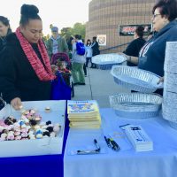 Eating cupcake turkey giveaway