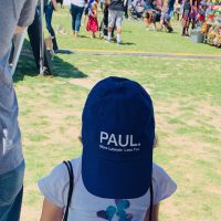 Child with Paul Powell hat